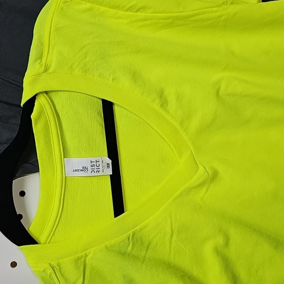 NEW Lot Of 3 District Tees "The Concert Tee" Juniors XXL - Picture 2 of 8